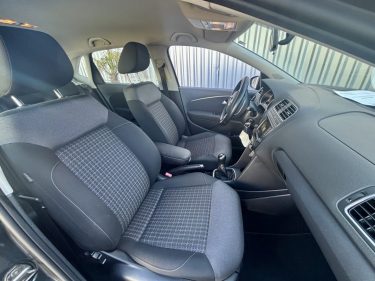 VOLKSWAGEN POLO 2014