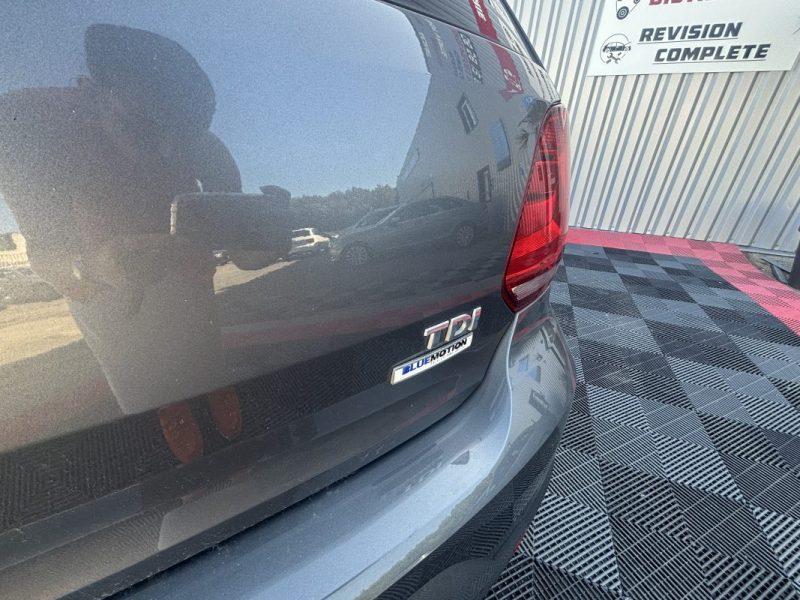 VOLKSWAGEN POLO 2014