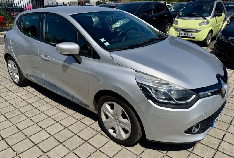 RENAULT CLIO 2015 0.9 TCE 90CH ZEN 