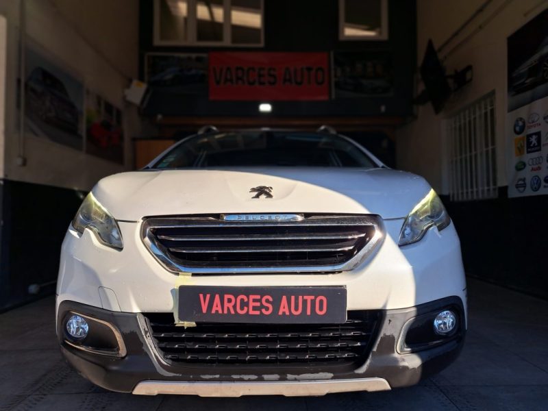 PEUGEOT 2008 1.6 BlueHDi 120ch Urban Cross //SUIVIE DISPONIBLE/