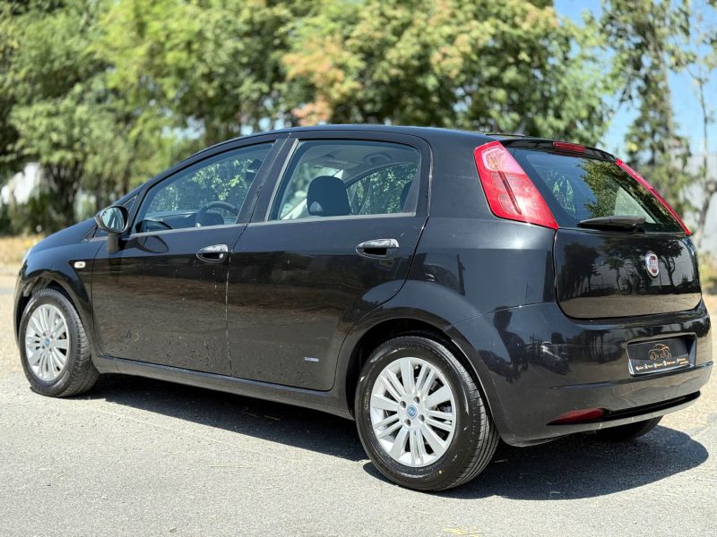 FIAT Grande Punto 1.4 T-Jet 120 Dynamic - Clim / Régulateur / Usb / Révisée & Garantie 6 mois.