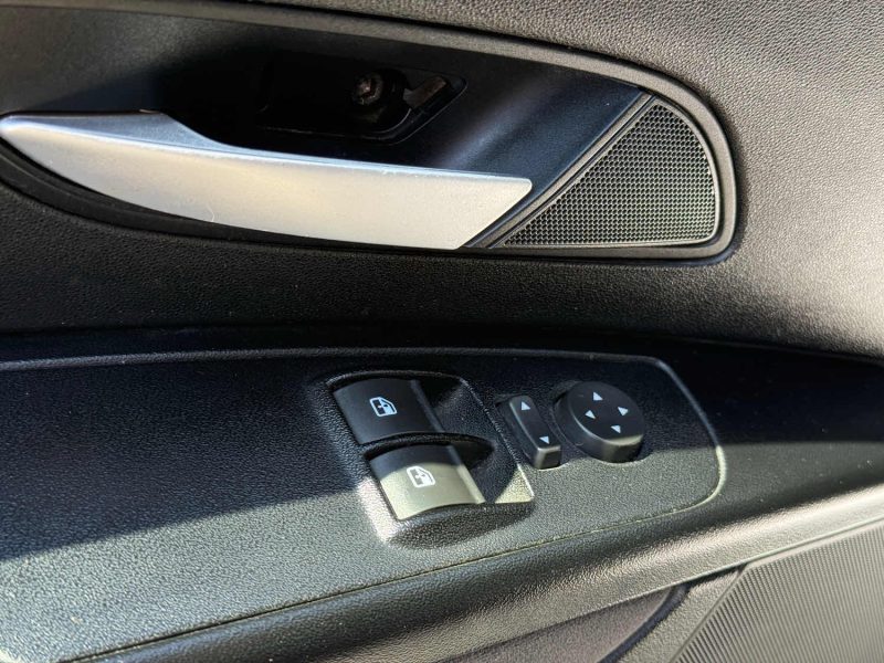 FIAT Grande Punto 1.4 T-Jet 120 Dynamic - Clim / Régulateur / Usb / Révisée & Garantie 6 mois.