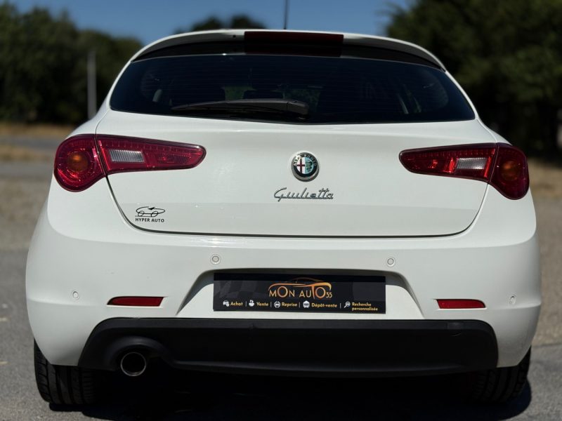 ALFA ROMEO Giulietta 1.6 JTDm 105 ch S&S Distinctive - Radar Ar/Clim / Régulateur / Garantie 6 Mois.