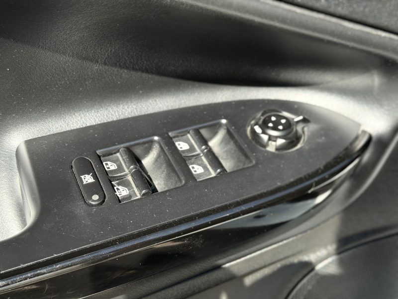 ALFA ROMEO Giulietta 1.6 JTDm 105 ch S&S Distinctive - Radar Ar/Clim / Régulateur / Garantie 6 Mois.