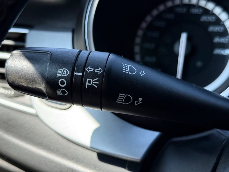 ALFA ROMEO Giulietta 1.6 JTDm 105 ch S&S Distinctive - Radar Ar/Clim / Régulateur / Garantie 6 Mois.