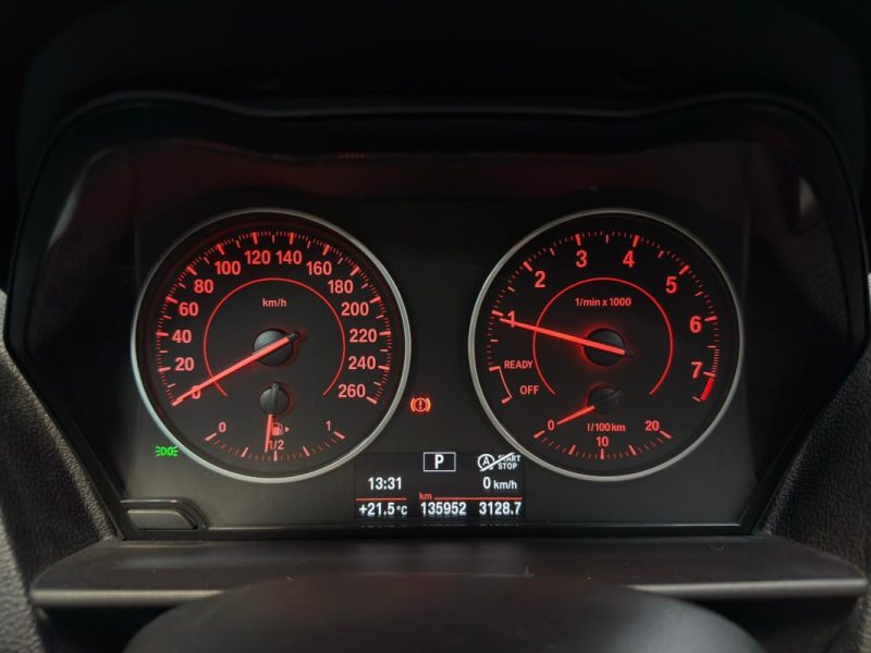 BMW SERIE 2 (F22) Coupé 218i 1.5 i Steptronic 136 cv 