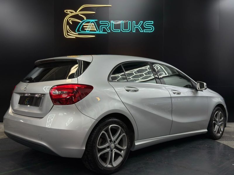MERCEDES CLASSE A 180 122CV INSPIRATION 7G-DCT KEYLESS GO / PARK ASSYST
