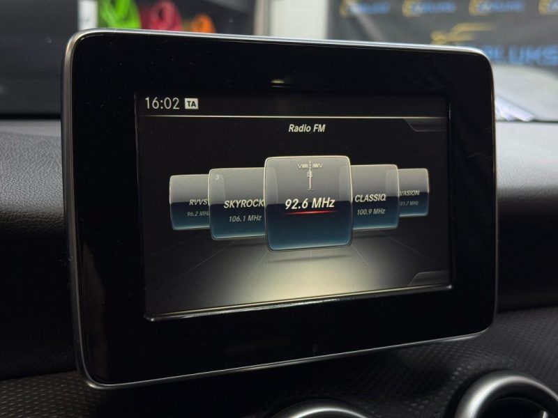 MERCEDES CLASSE A 180 122CV INSPIRATION 7G-DCT KEYLESS GO / PARK ASSYST