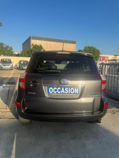 TOYOTA RAV 4 III 2011