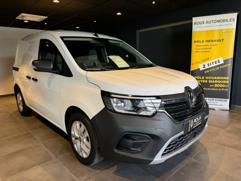 RENAULT  KANGOO  2022