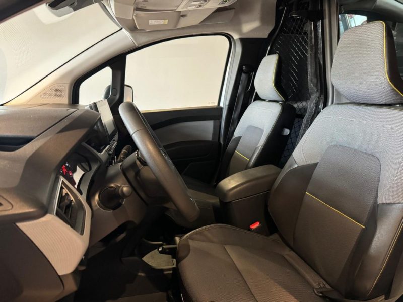 RENAULT  KANGOO  2022