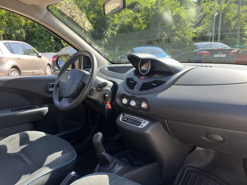 RENAULT TWINGO 2013