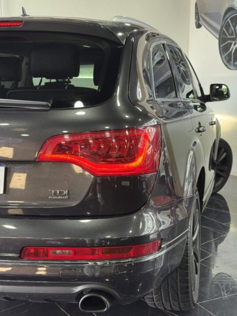 AUDI Q7 2014