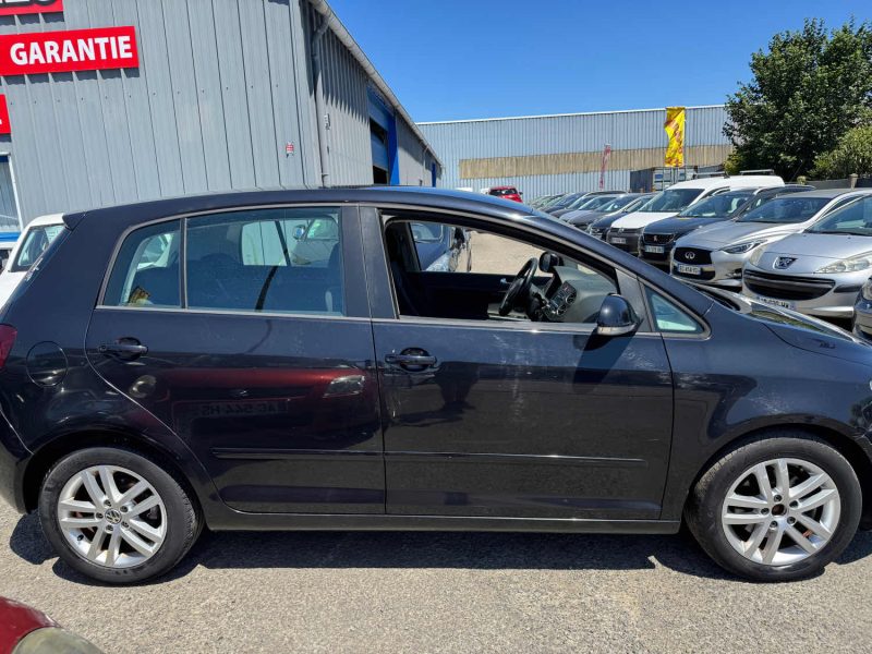 VOLKSWAGEN GOLF PLUS 2011