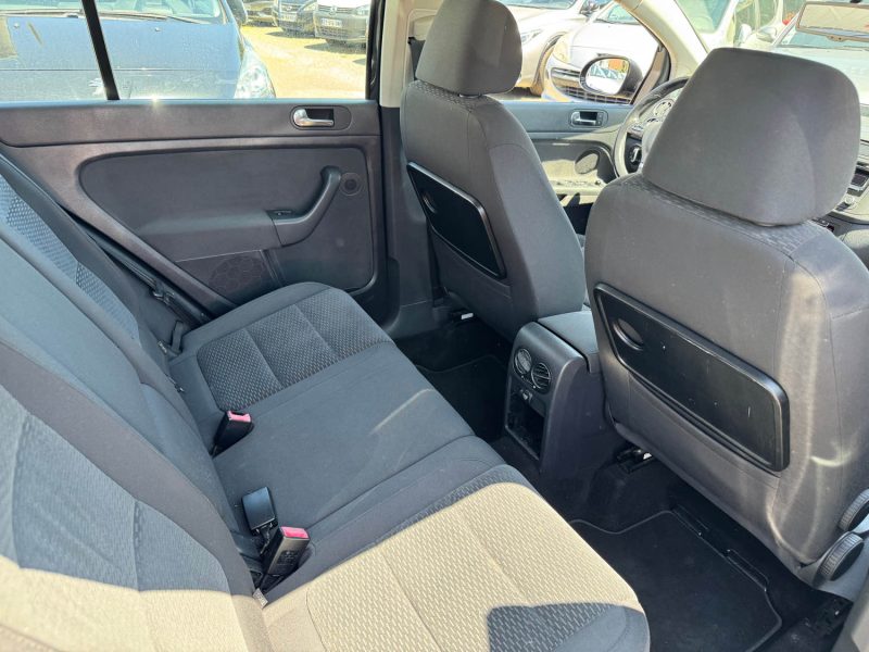 VOLKSWAGEN GOLF PLUS 2011