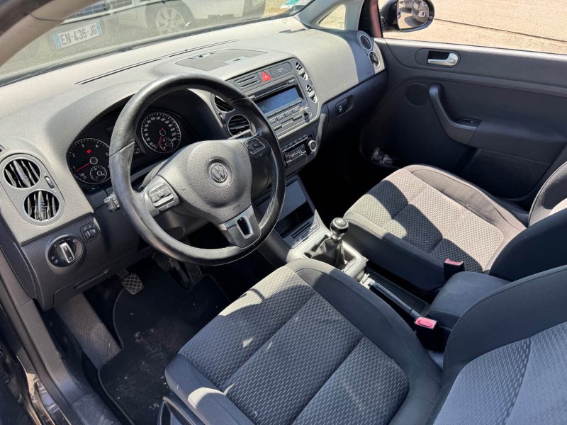 VOLKSWAGEN GOLF PLUS 2011