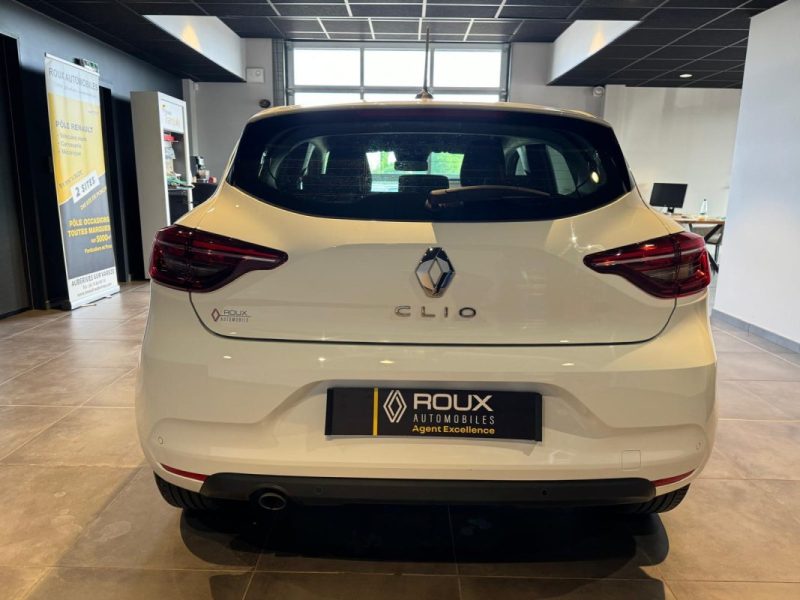 RENAULT CLIO 2022