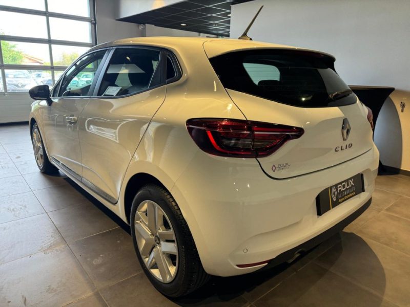 RENAULT CLIO 2022