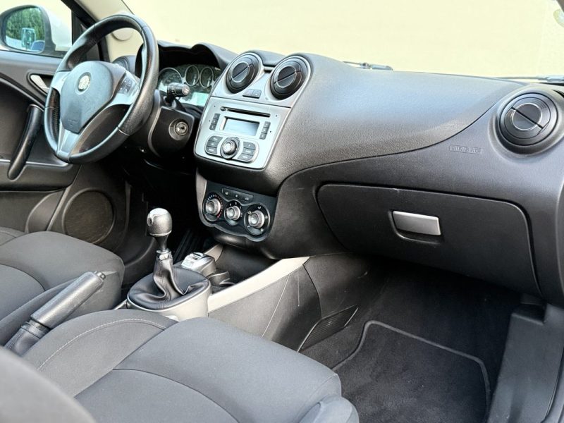 ALFA ROMEO MITO 2012