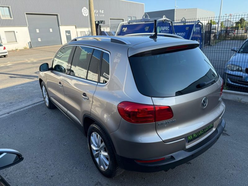 VOLKSWAGEN TIGUAN 2015