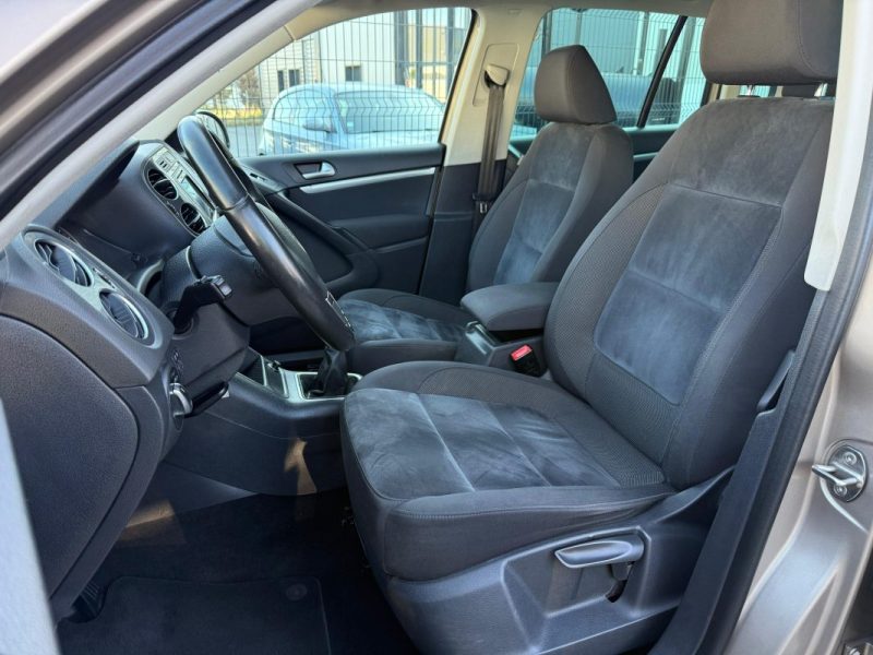 VOLKSWAGEN TIGUAN 2015