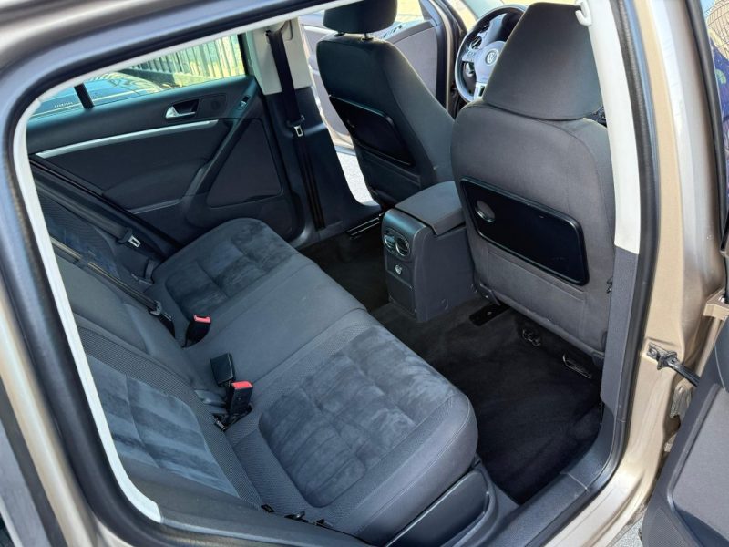 VOLKSWAGEN TIGUAN 2015