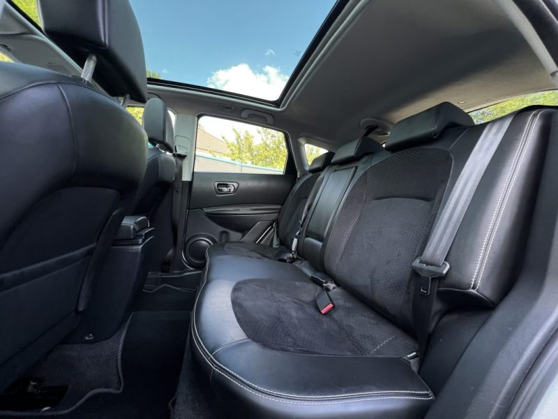 NISSAN QASHQAI PHASE 2 TEKNA 1.5 DCI 110 Cv ECRAN GPS TACTILE CAMERA 360 TOIT PANO - GARANTIE 1 AN