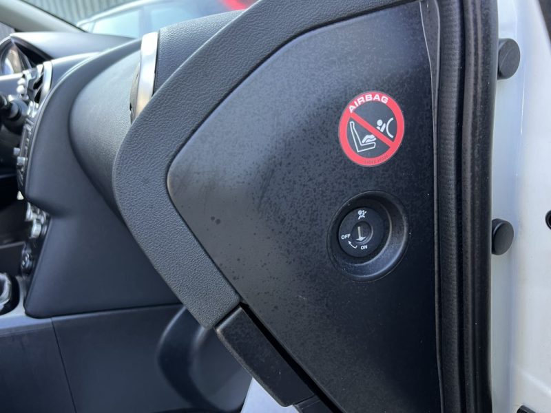 NISSAN QASHQAI PHASE 2 TEKNA 1.5 DCI 110 Cv ECRAN GPS TACTILE CAMERA 360 TOIT PANO - GARANTIE 1 AN