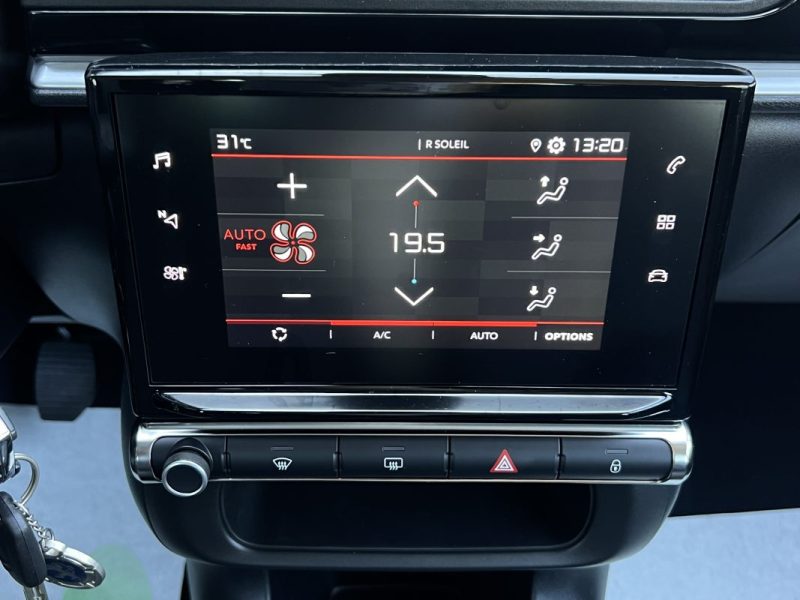 CITROEN C3 III PHASE 2 FINITION PLUS 1.2 110 Cv APPLE CARPLAY & ANDROID 11 200 Kms - GARANTIE 1 AN