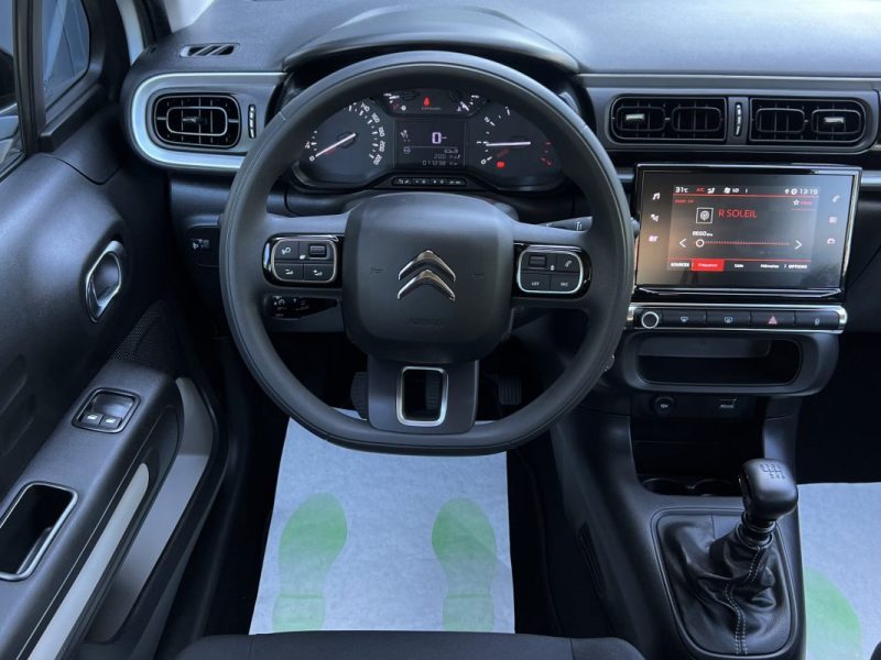 CITROEN C3 III PHASE 2 FINITION PLUS 1.2 110 Cv APPLE CARPLAY & ANDROID 11 200 Kms - GARANTIE 1 AN