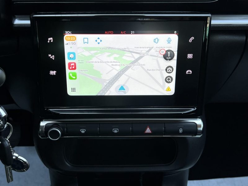 CITROEN C3 III PHASE 2 FINITION PLUS 1.2 110 Cv APPLE CARPLAY & ANDROID 11 200 Kms - GARANTIE 1 AN