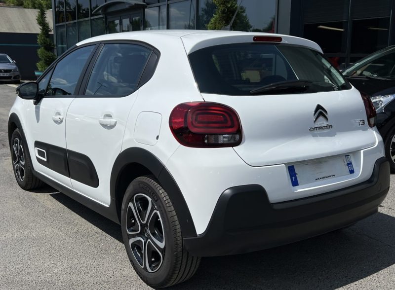 CITROEN C3 III PHASE 2 FINITION PLUS 1.2 110 Cv APPLE CARPLAY & ANDROID 11 200 Kms - GARANTIE 1 AN