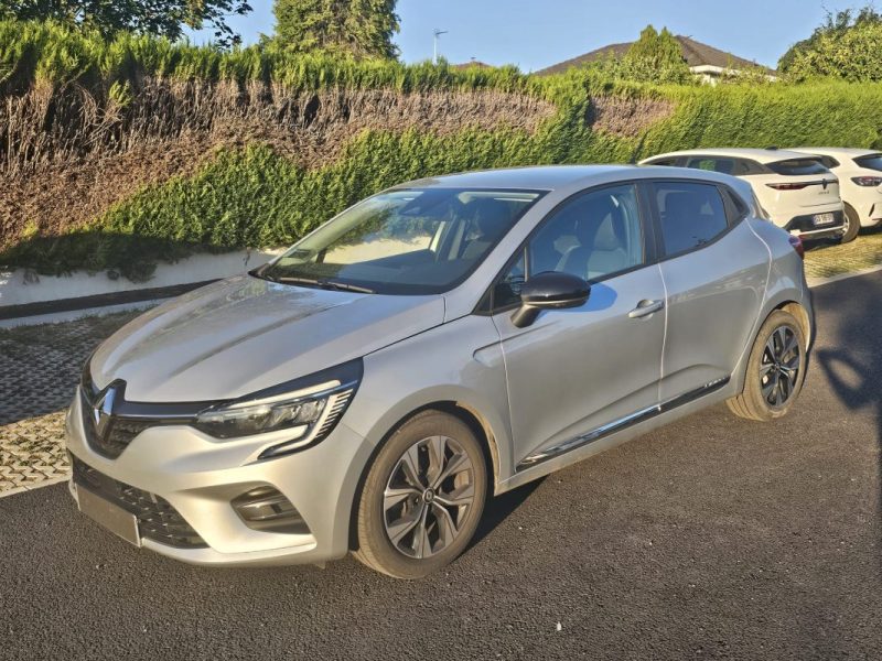 RENAULT CLIO 2023