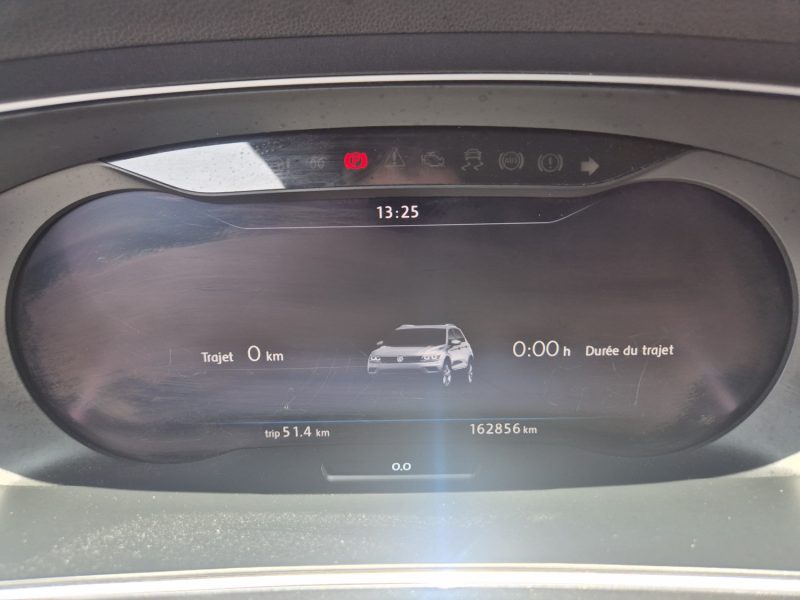 VOLKSWAGEN TIGUAN 2016