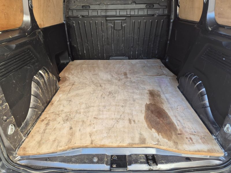 PEUGEOT PARTNER 2020