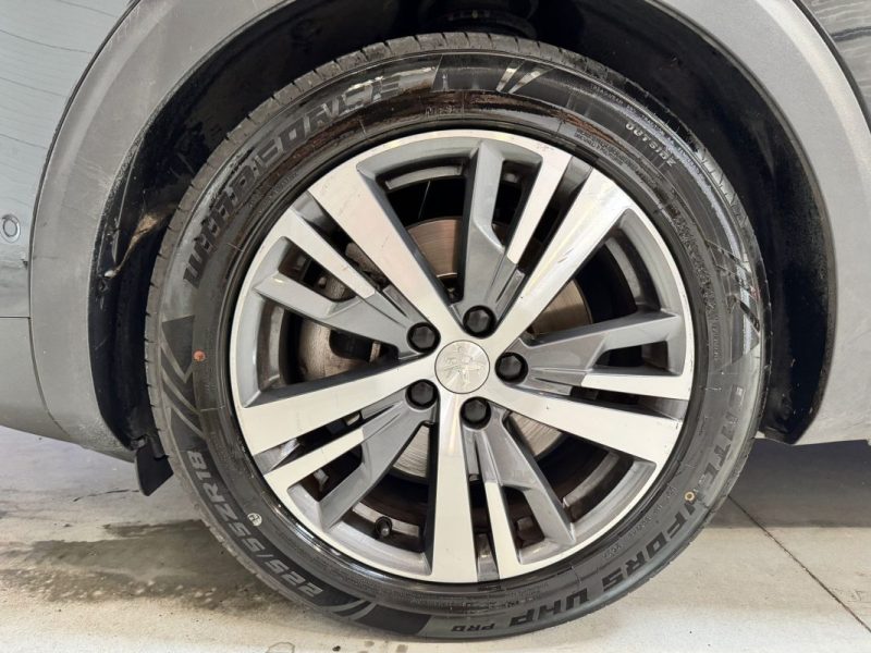 PEUGEOT 3008 HYBRID 225ch Allure Pack e-EAT8 