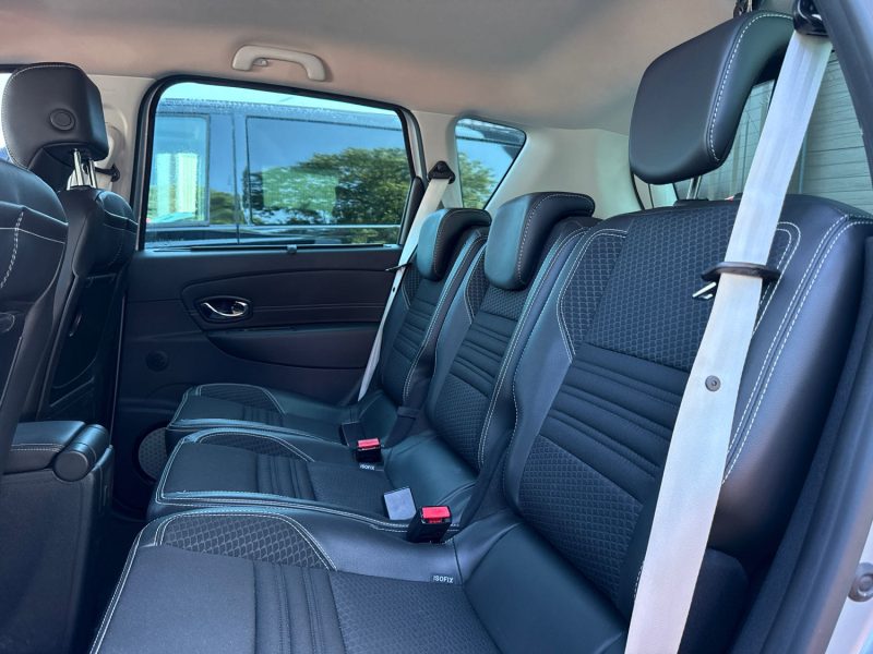 RENAULT SCENIC 3 1.6 DCI 130 BOSE