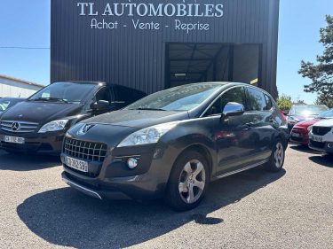 PEUGEOT 3008 2012