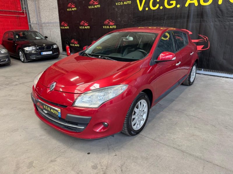 RENAULT MEGANE 1.5 dCi 110 Dynamique 