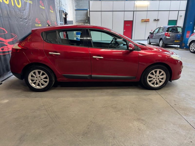 RENAULT MEGANE 1.5 dCi 110 Dynamique 