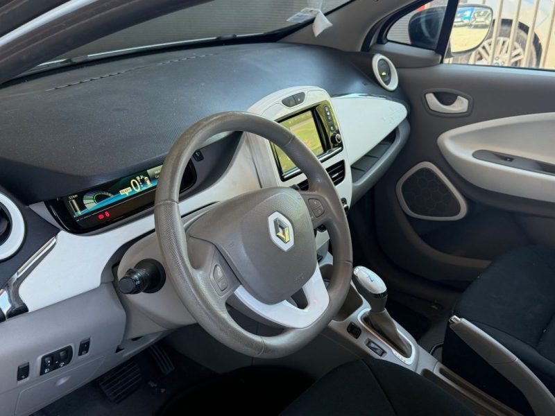 RENAULT ZOE 2016