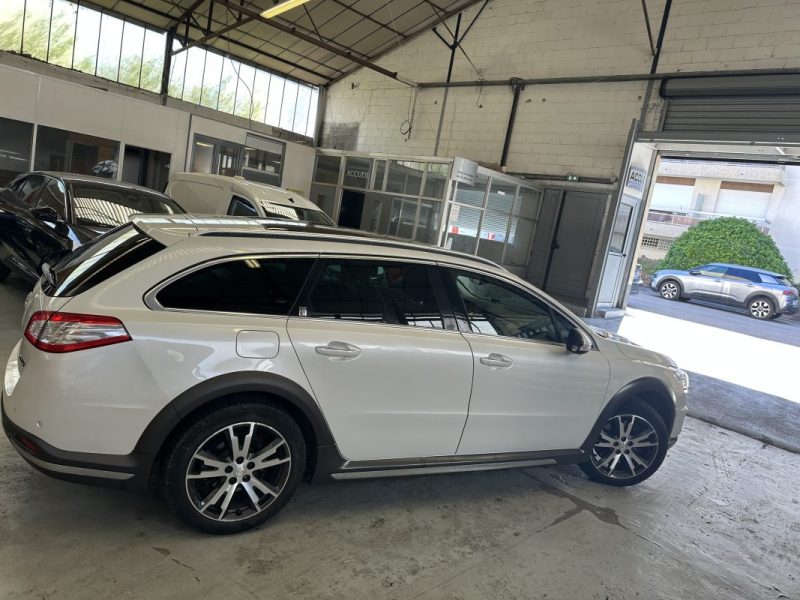 PEUGEOT 508 RXH Hybride 200cv TTES OPTIONS
