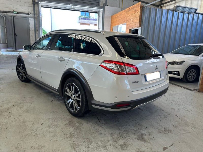 PEUGEOT 508 RXH Hybride 200cv TTES OPTIONS