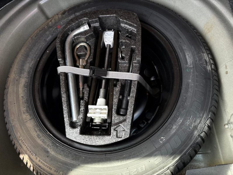 VOLKSWAGEN POLO 2010