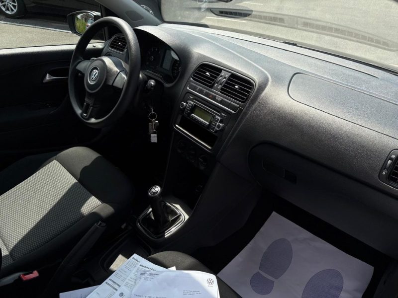 VOLKSWAGEN POLO 2010
