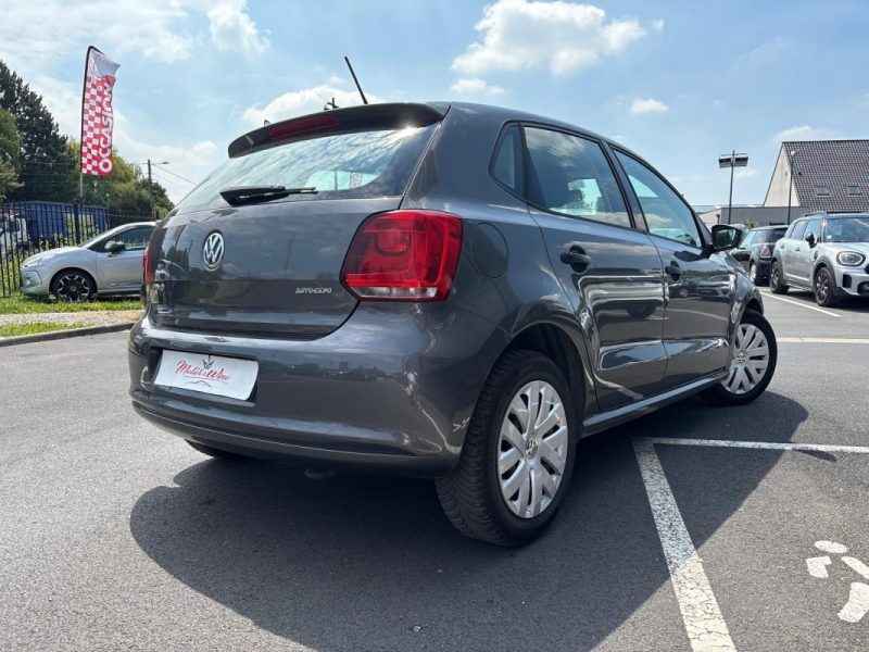 VOLKSWAGEN POLO 2010