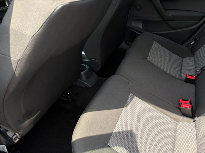 VOLKSWAGEN POLO 2010