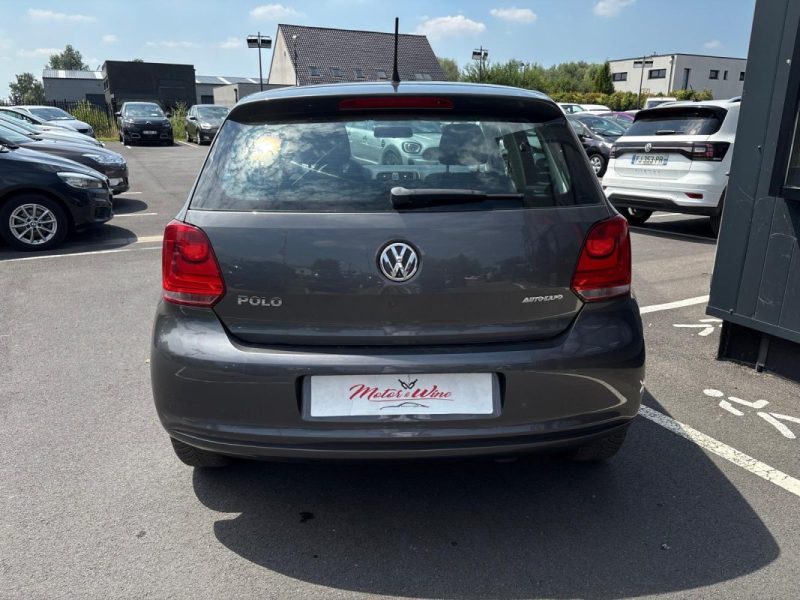 VOLKSWAGEN POLO 2010