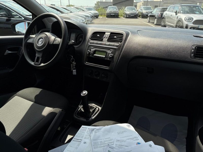 VOLKSWAGEN POLO 2010