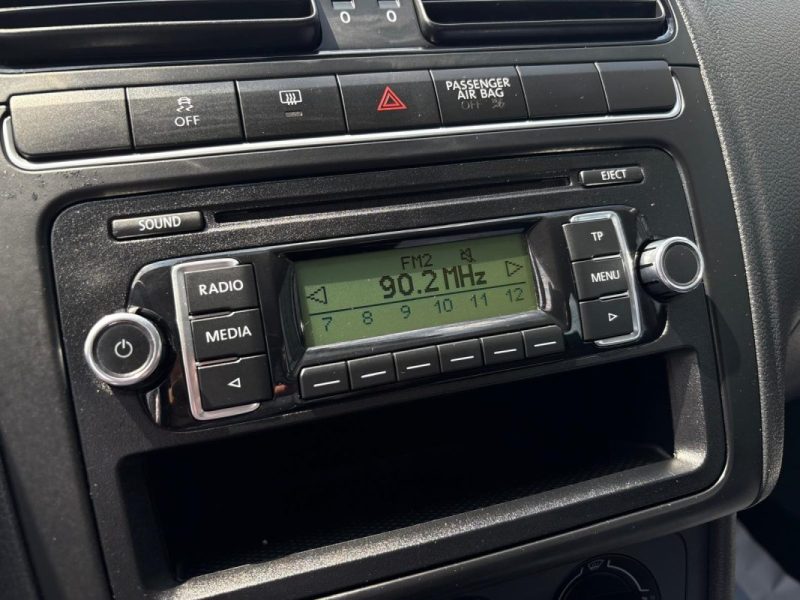 VOLKSWAGEN POLO 2010